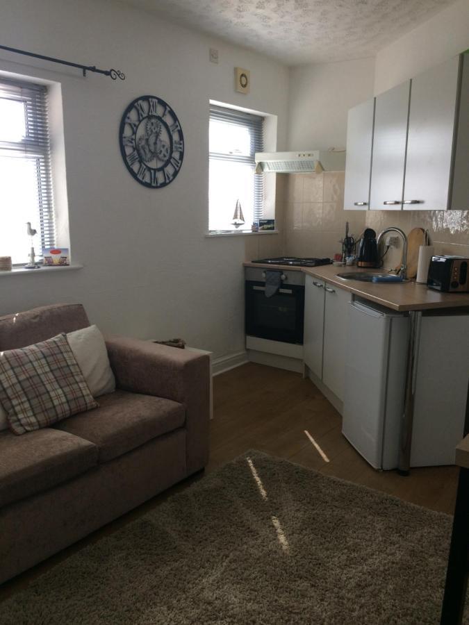 Lovely Little Flat By The Sea In クリーソープス エクステリア 写真