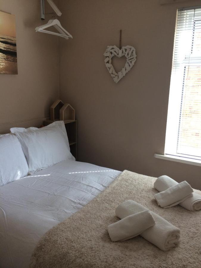 Lovely Little Flat By The Sea In クリーソープス エクステリア 写真