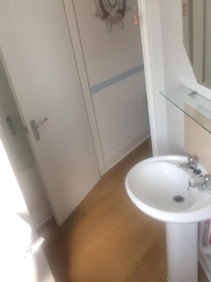 Lovely Little Flat By The Sea In クリーソープス エクステリア 写真